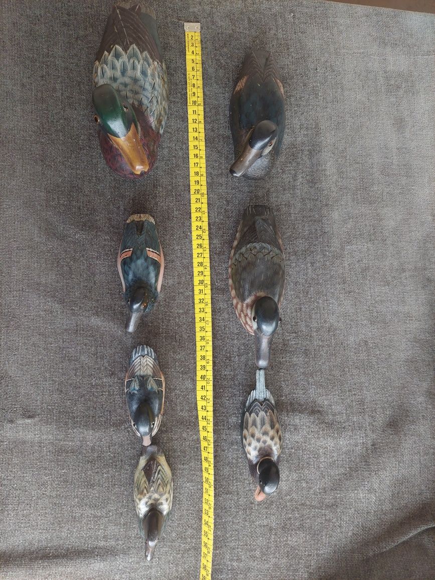 Conjunto de patos de madeira vintage