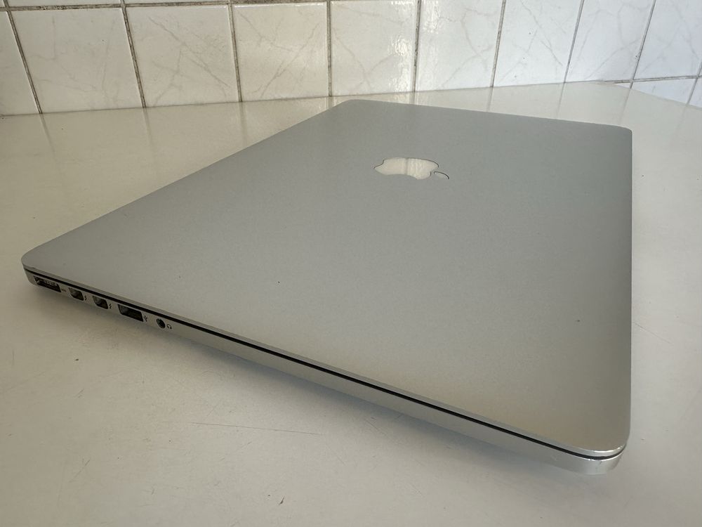 Macbook Pro 15 i7 2015, 16GB, 512 SSD