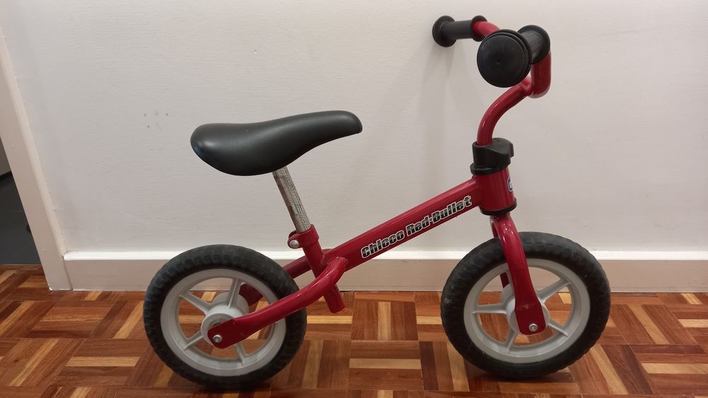 Bicicleta sem pedais Chico