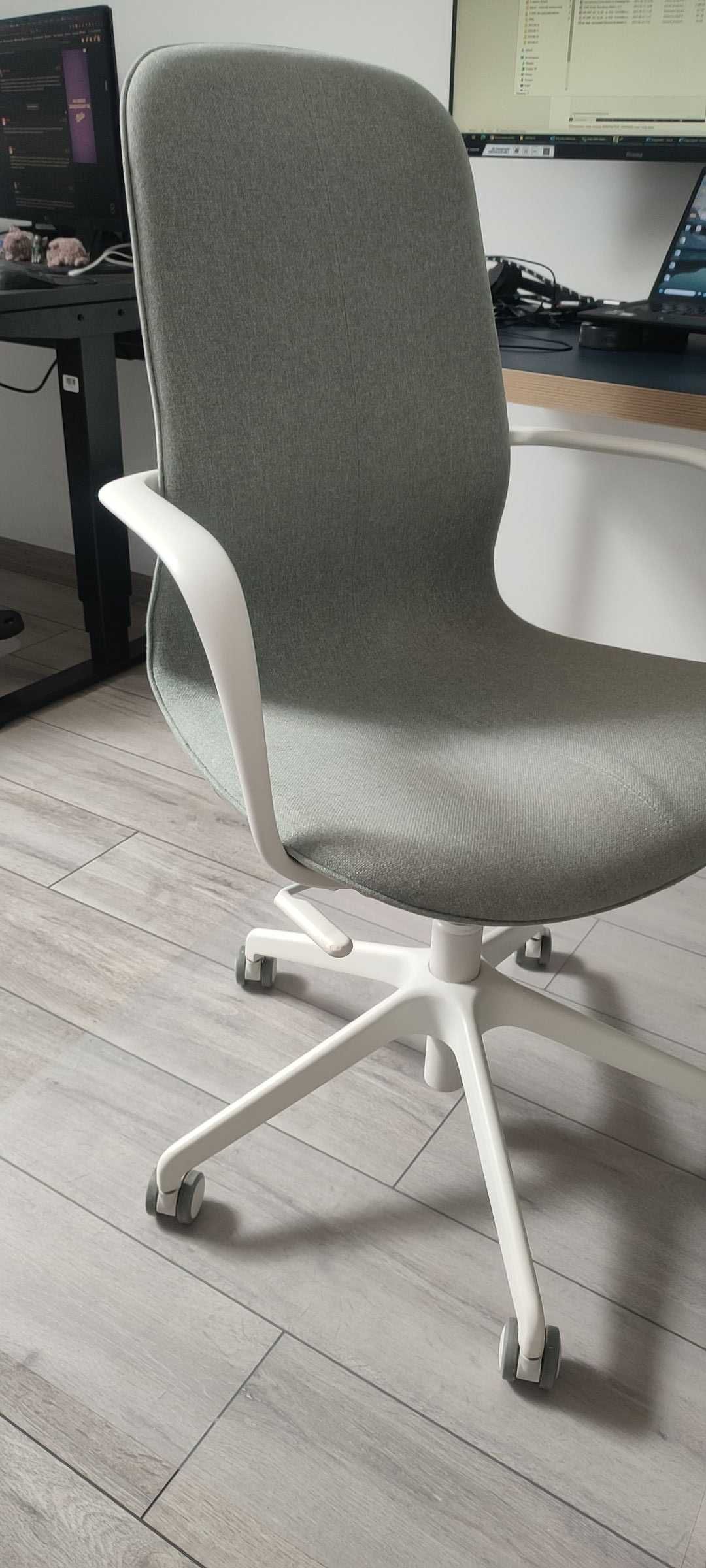 Krzesło biurowe Ikea LANGJALL