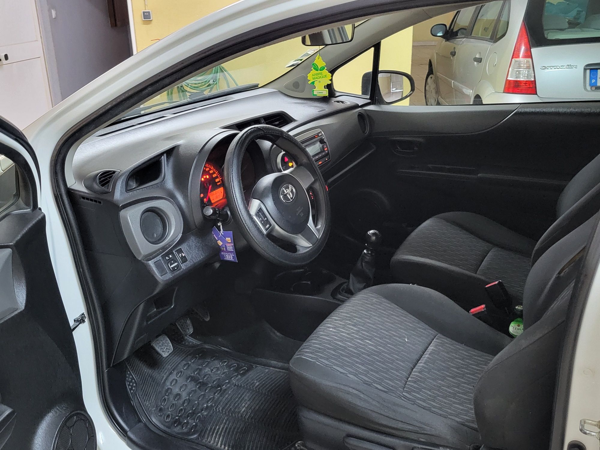 Toyota Yaris D4D ano 2014 a diesel