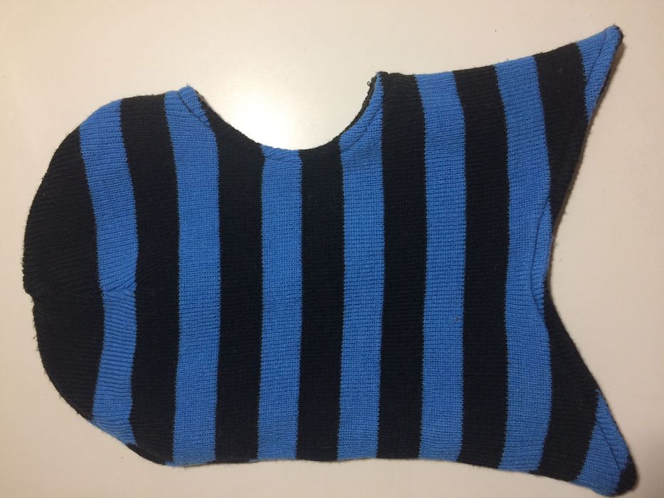 Тёплая зимняя шапка шлем 50 - 54 р. 70% шерсти.