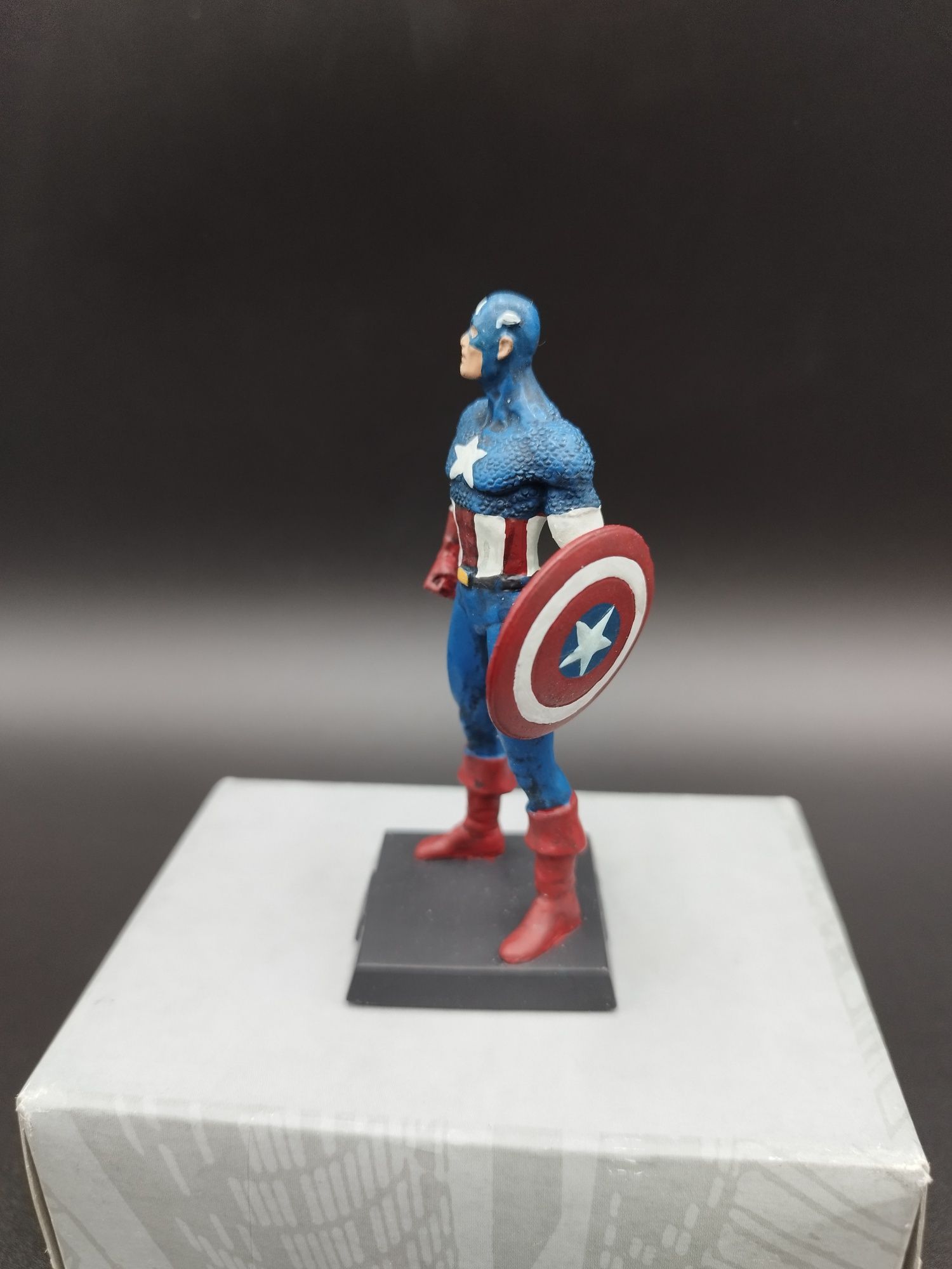 Figurka Marvel Klasyczna Capitan Ameryka #4 ok 8 cm figurka ciężka  no