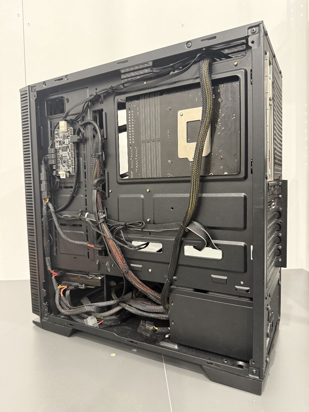ПК для ігор та 3D моделювання: i5-9400F, GTX 1660, 16GB RAM