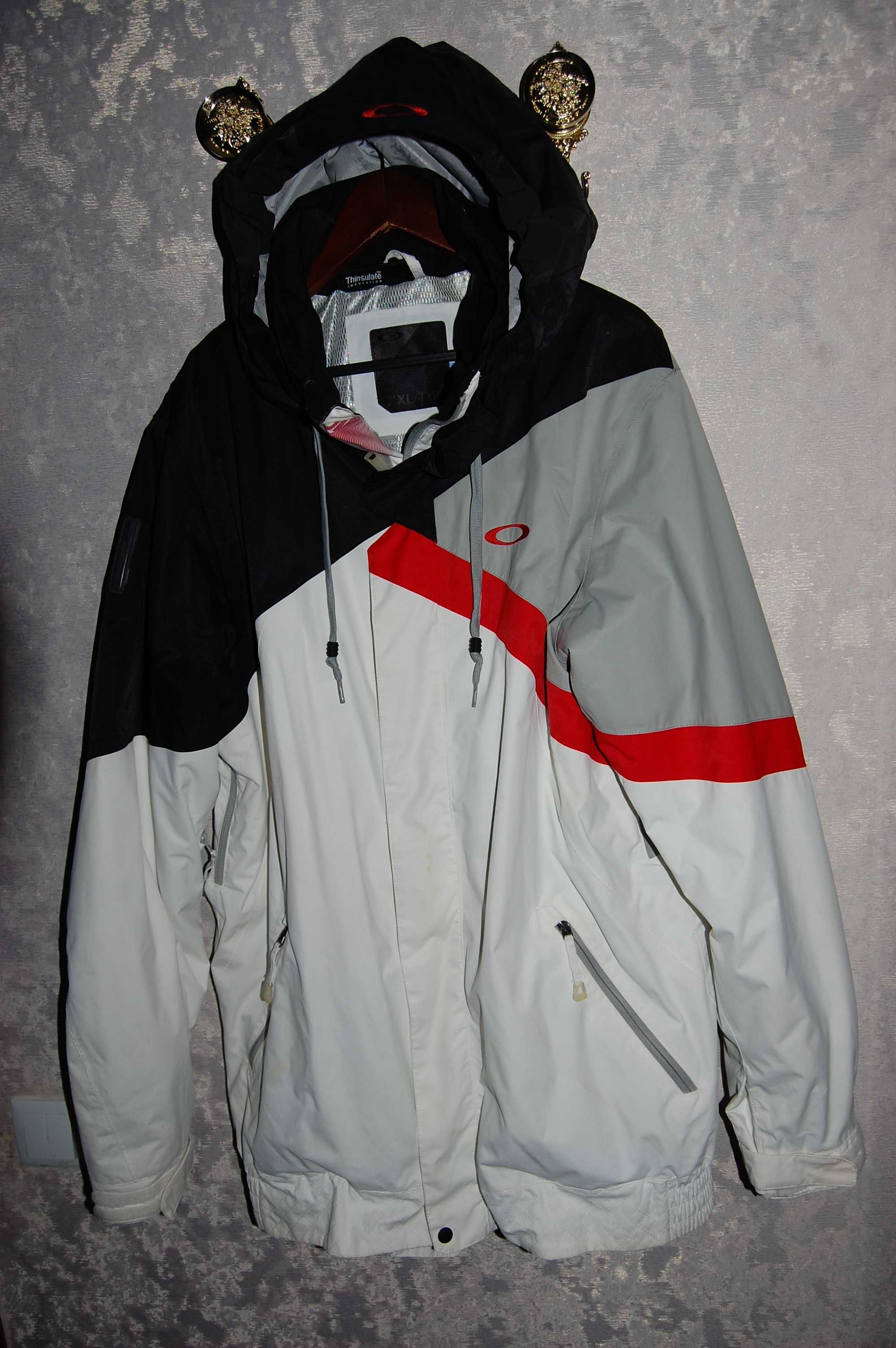 Легендарна чоловіча лижна куртка oakley thinsulate ,оригінал, XL (XXL)