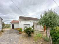 Moradia T3 com terreno, em Casais da Madalena - Tomar
