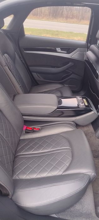 Samochód do ślubu Audi A8