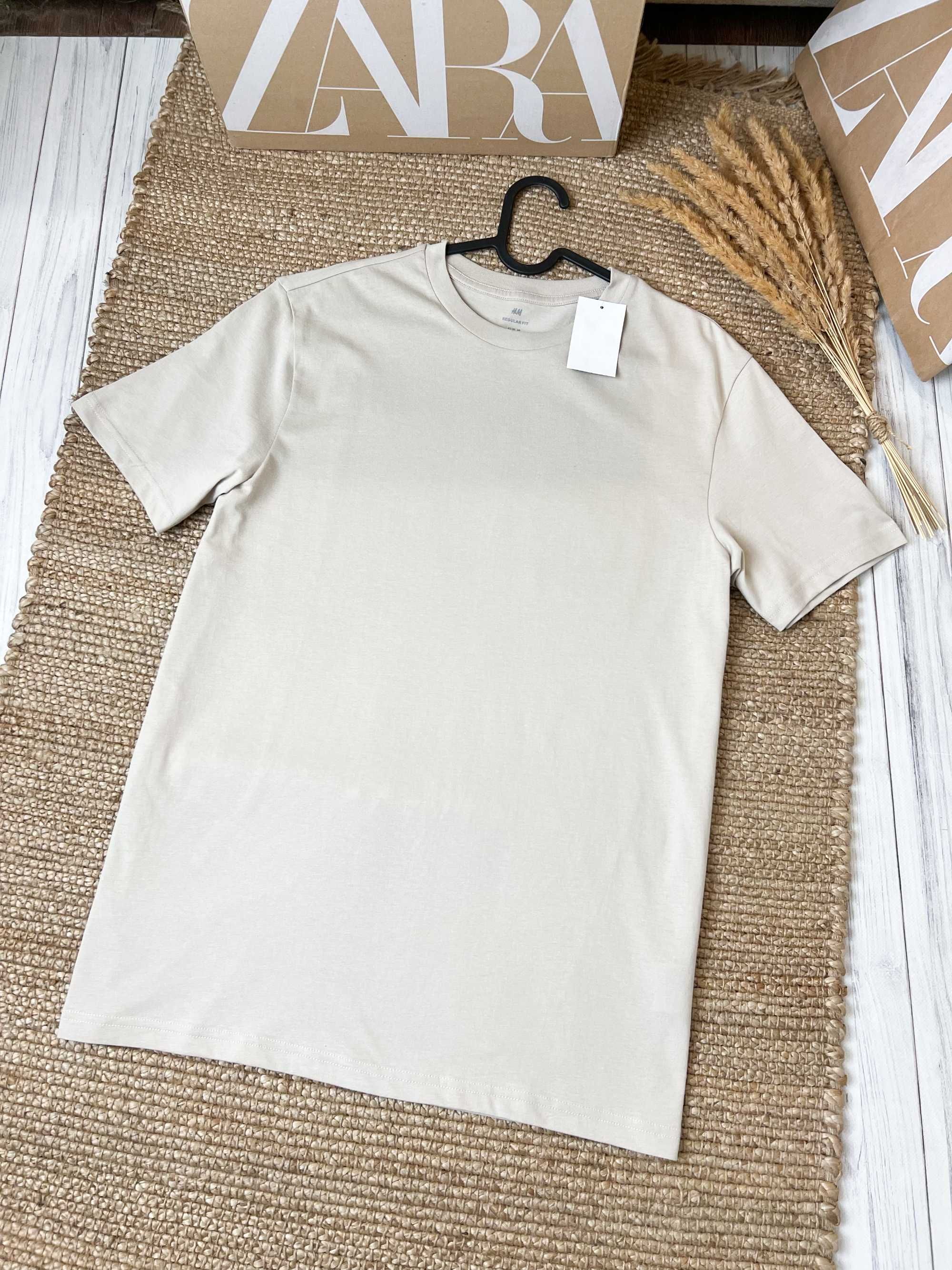 Базова бавовняна футболка в білому та чорному кольорі regular fit H&M