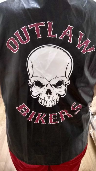 Безрукавка байкерів.