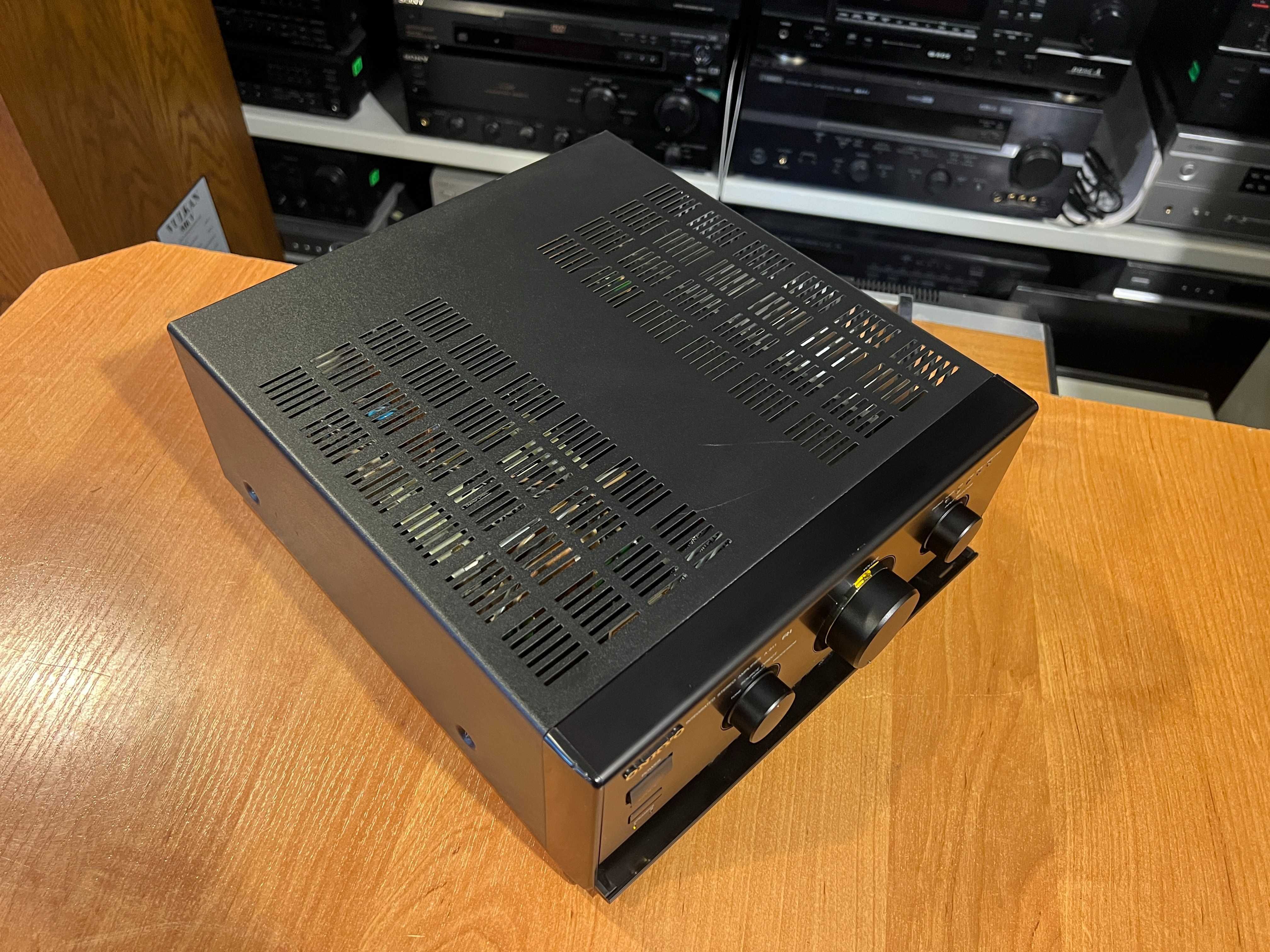 Wzmacniacz Onkyo A-911 Midi, Audio Room
