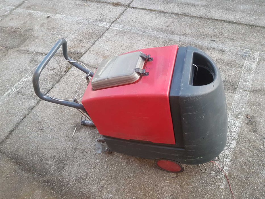 Szorowarka Cleanfix RA 431 B myjka zamiatarka
