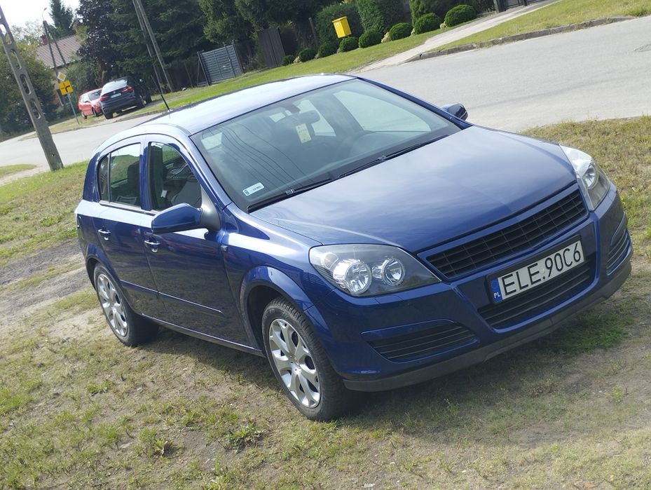 Opel Astra h 1.8 benzyna/gaz  dobrze utrzymana