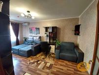 Продам 1-к., Єлизавети Чавдар 34 , Дарницький р-н.