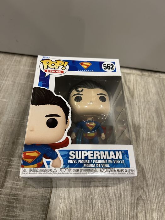 Superman 562 pop heroes funko