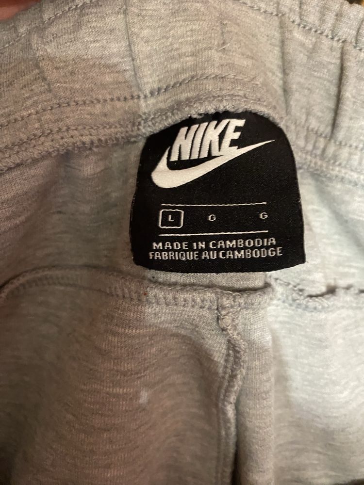штани nike tech fleece