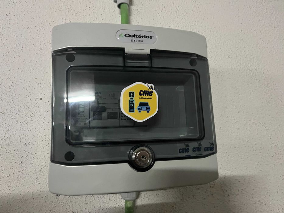 Infraestrutura - Carregamento Mobilidade Híbridos Plug-in com Contador