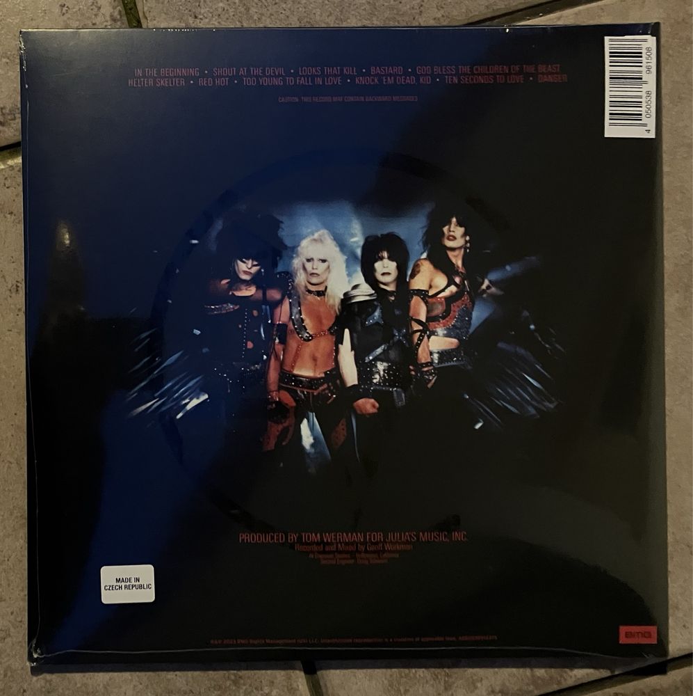 MÖTLEY CRÜE - Shout at The Devil LP