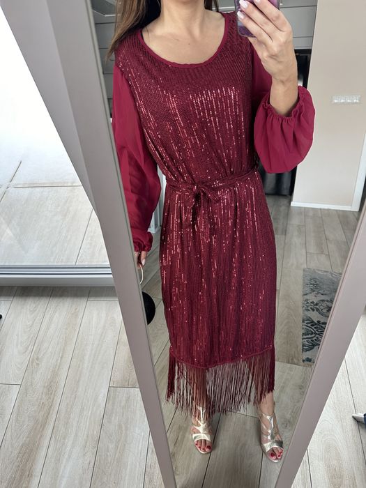 Asos sukienka cekiny z fredzlami bordowa 48 4XL midi