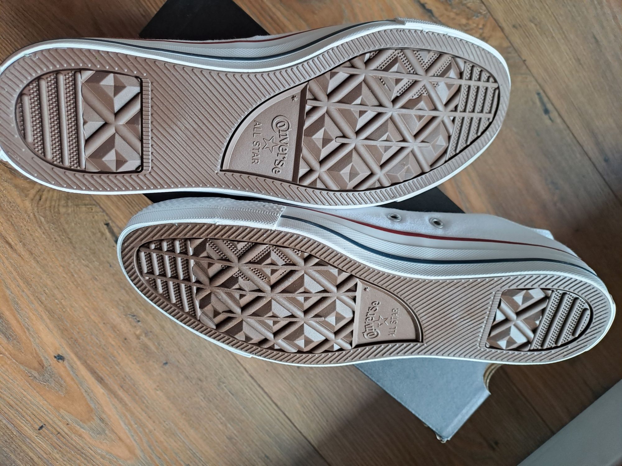 Trampki Converse białe nowe M7652C 43eur 28cm