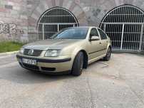 VW Bora 1, 6 benzyna/gaz stan perfekcyjny