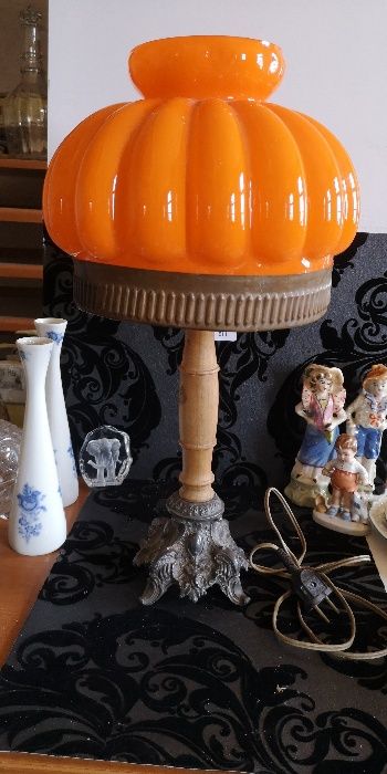 Stara Lampka Lampa na biurko Stolik Antyk bardzo dekoracyjna
