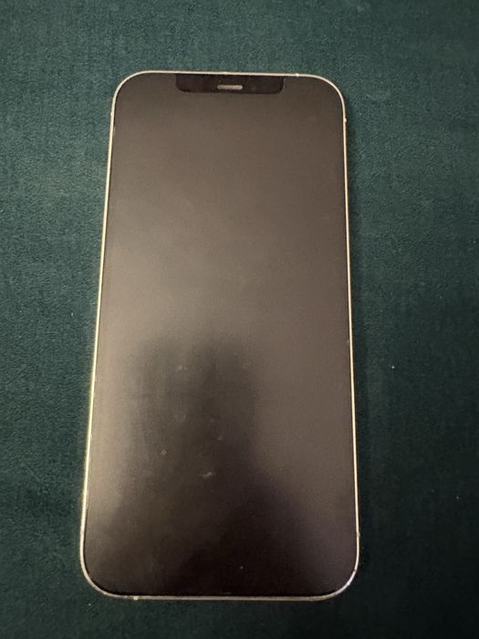 sprzedam iPhone 12 Pro