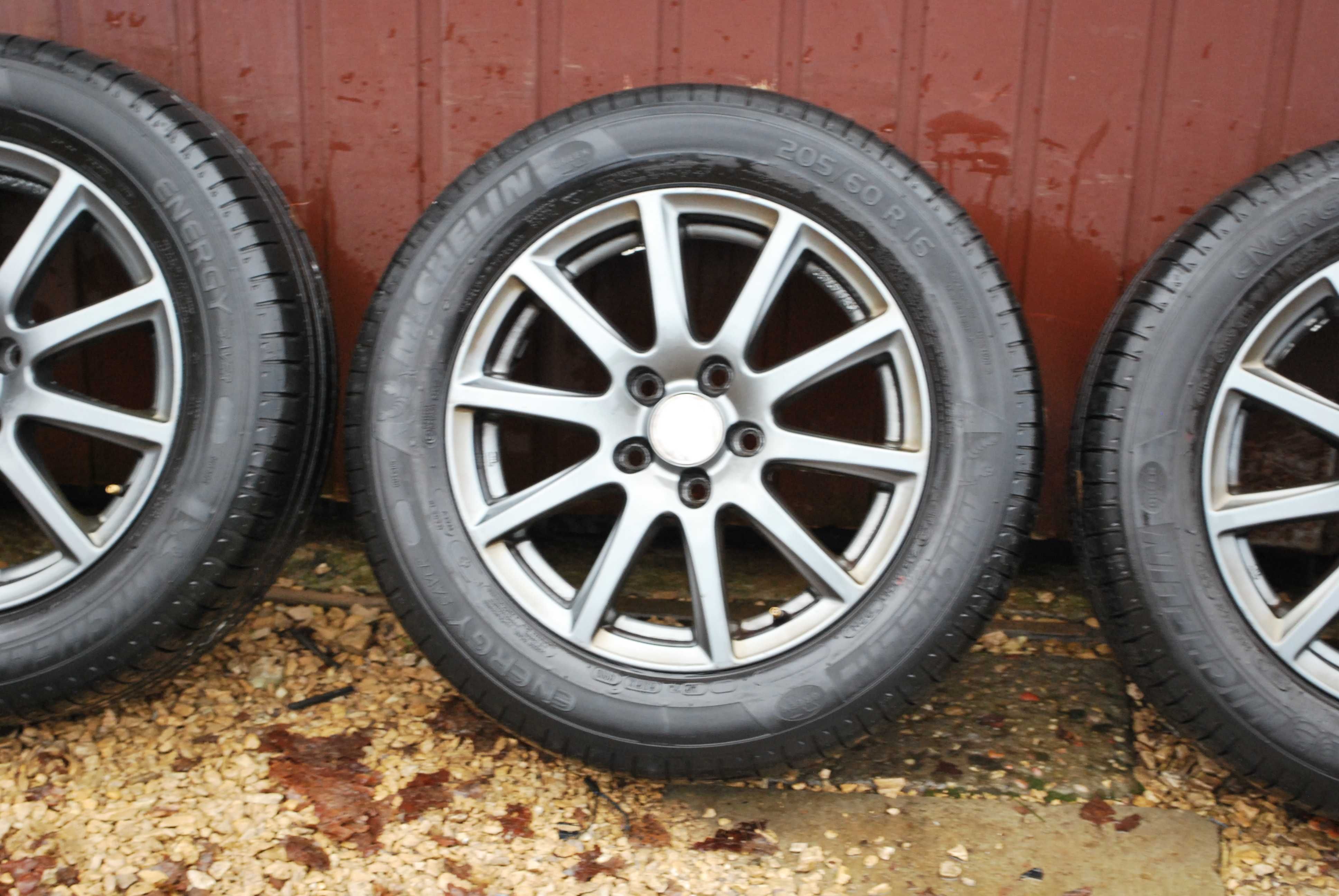 Koła 205/60 R16 5x112 Alufelgi + opony letnie Vw Seat Audi Skoda