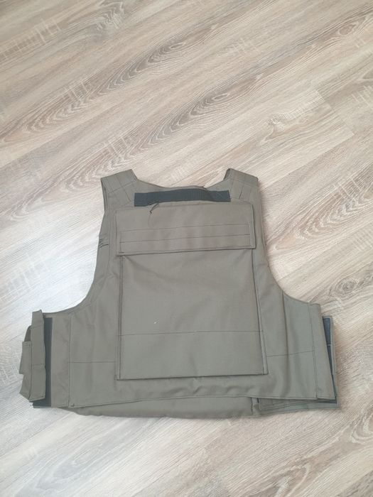 Плитоноска колір олива