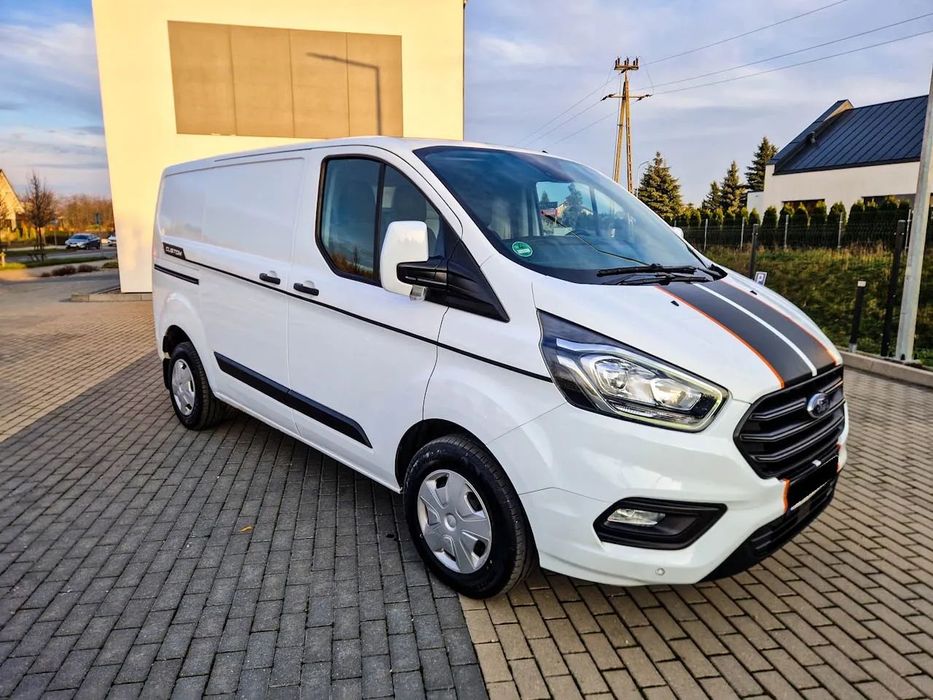 Ford TRANSIT CUSTOM  LIMITED EDITION+śliczny+kamera+NAWI+czujniki PDC+ledy+NOWE OPONY+