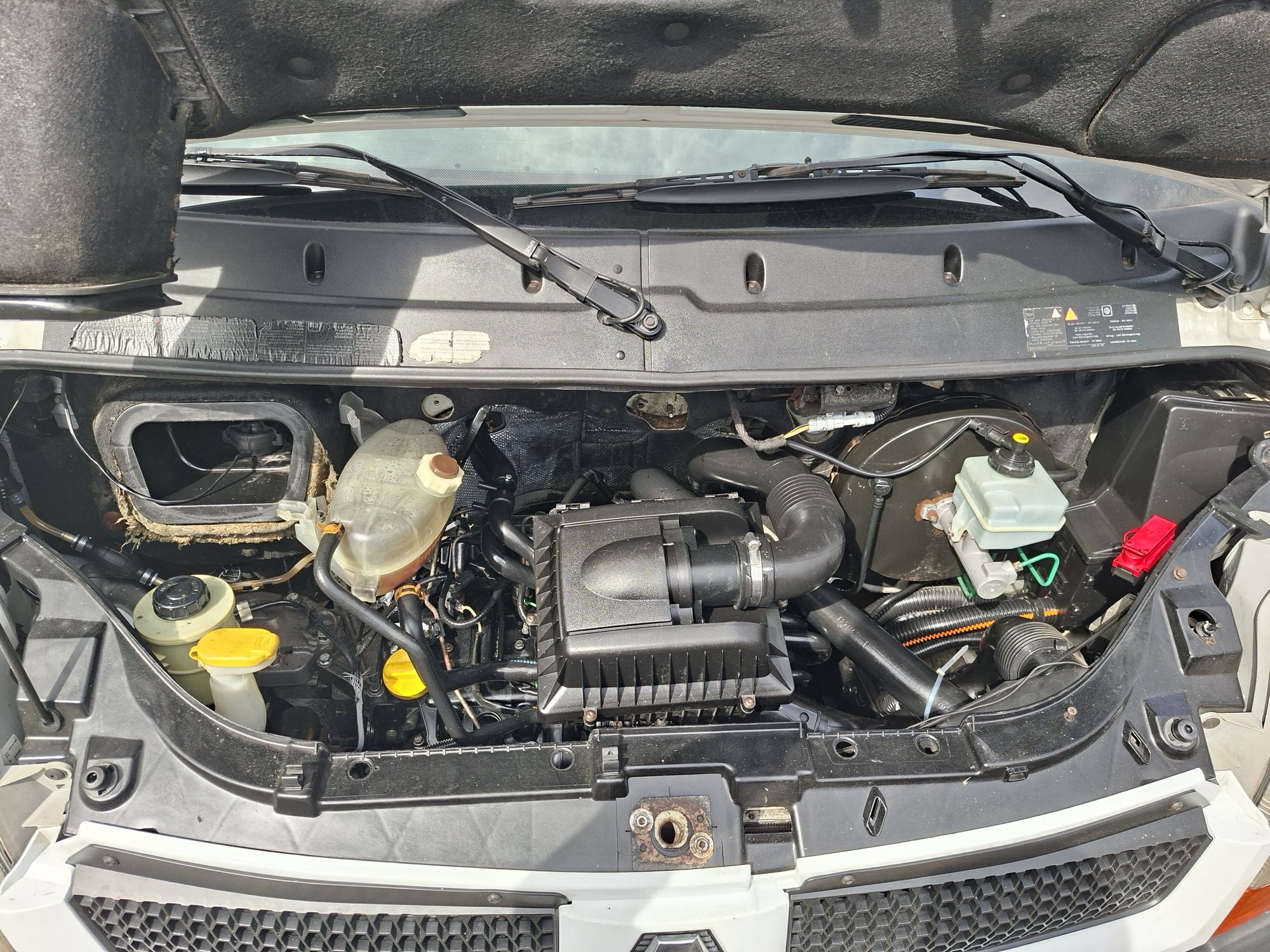 Renault master 2005 2.5dCi brygadówka 7 osobowy fv23%