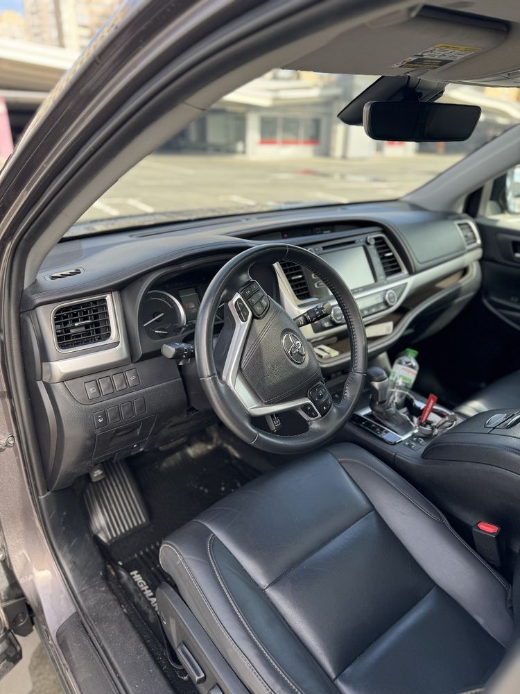 Toyota Highlander 2018