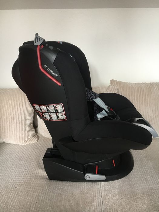 АБСОЛЮТНО НОВЫЙ ТЕКСТИЛЬ Автокресло Maxi cosi Tobi 9-18 кг 1 группа