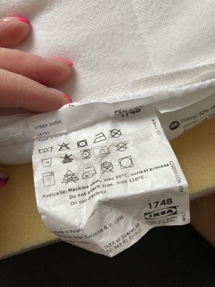 Dwa materace Ikea VYSSA