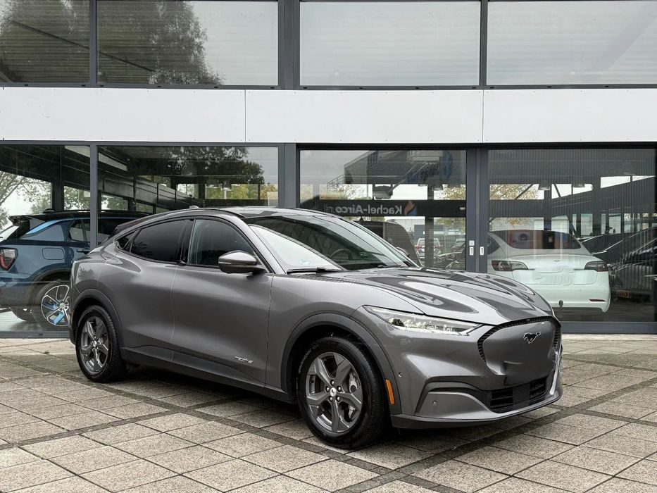 Ford Mustang Mach-E Standard