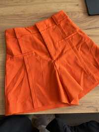 Жіночі шорти zara xs помаранчеві стан ідеальний