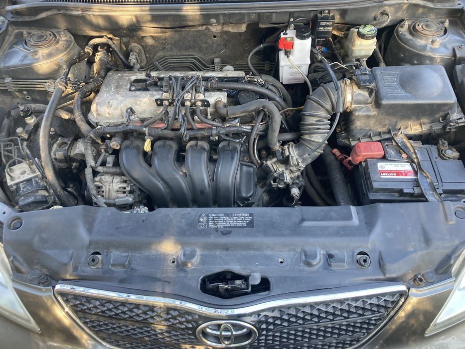 2003 Toyota Corolla 1.4 VVT-i GPL com 170 mil km no motor