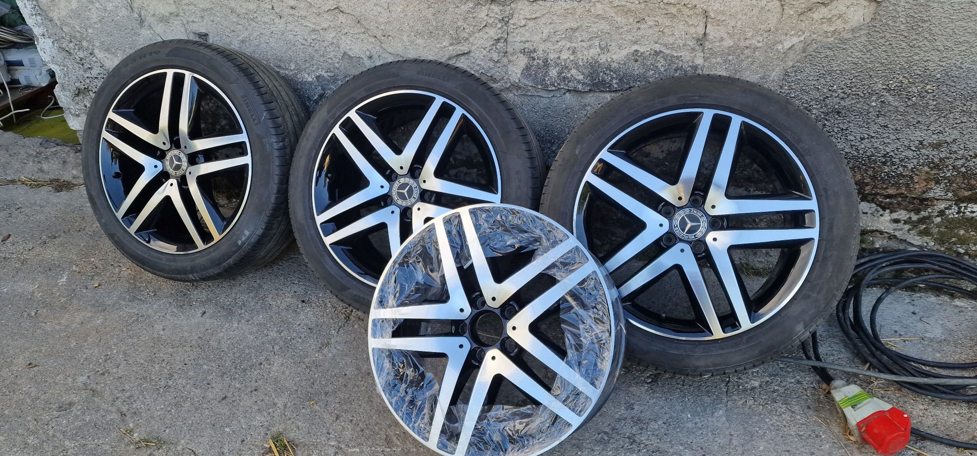 Felgi aluminiowe 19 do mercedesa