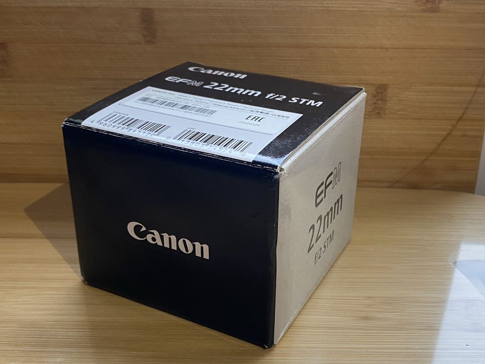 Obiektyw canon 22mm macro (mocowanie EF-M) swietny stan