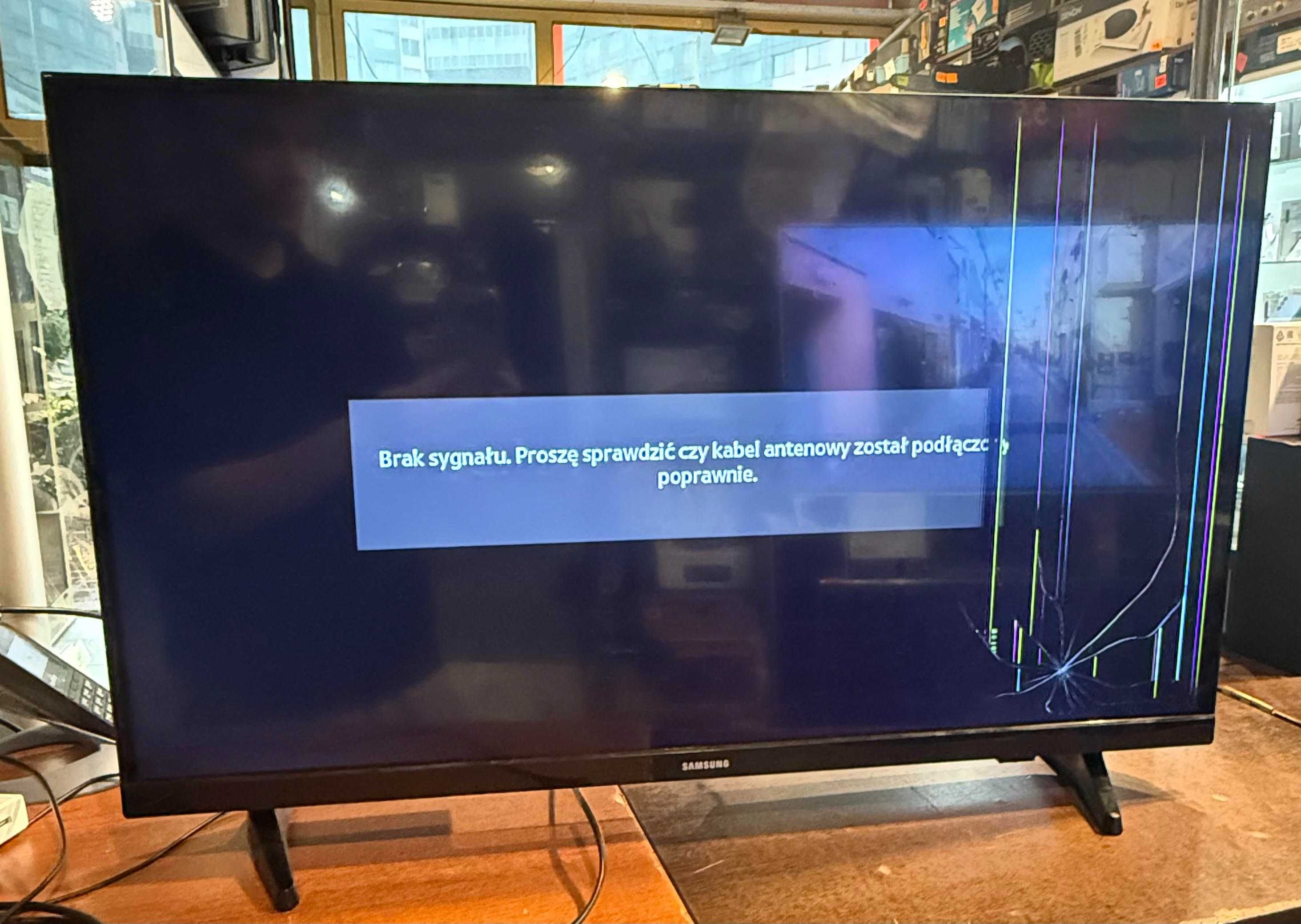 Telewizor SAMSUNG UE32T4002AK 32" LED | Uszkodzony ekran