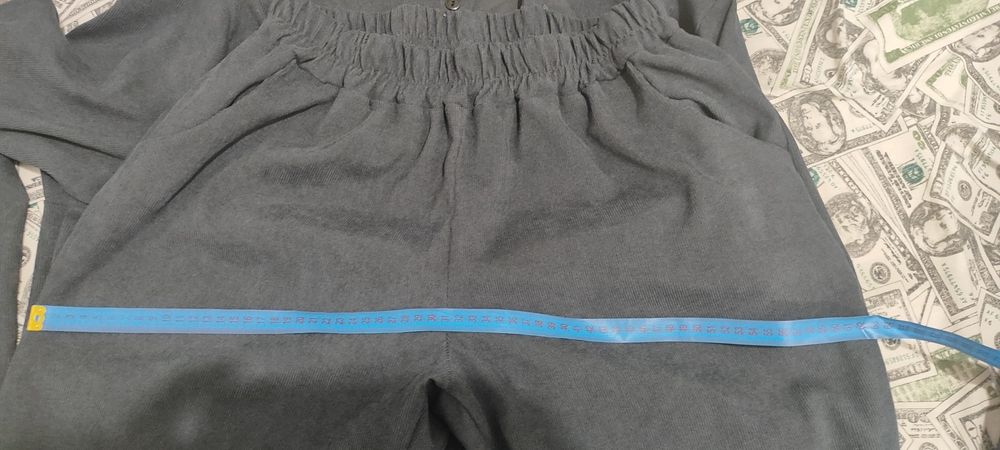 Чоловічий костюм вельвет