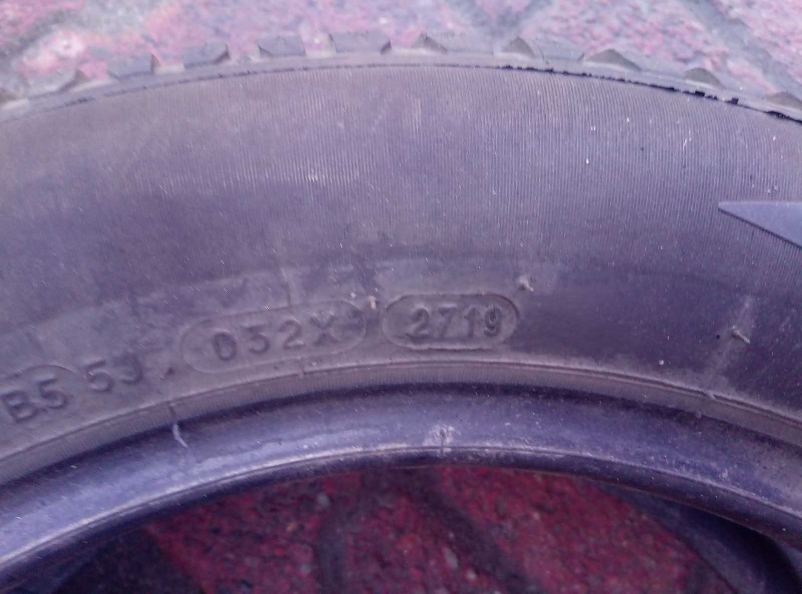 Używana opona zimowa 185/60R15 BFGoodrich GForce Winter 2 (88T)