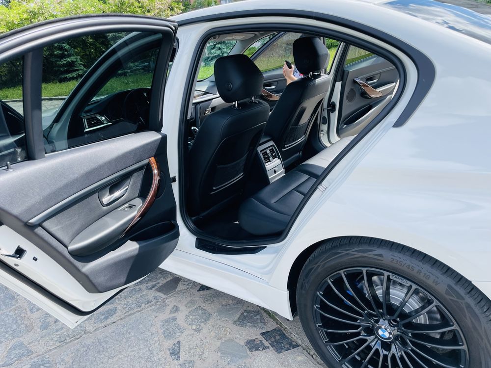 Продам дуже доглянутий BMW F30 328i