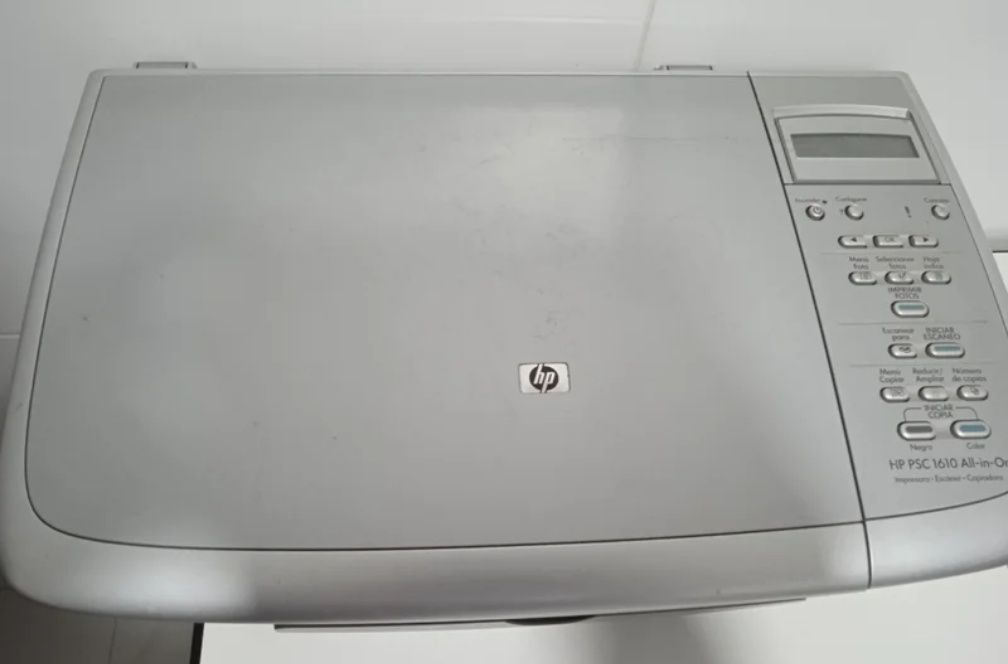 Impressora HP 1610 PSC all-in-one

.

.
.