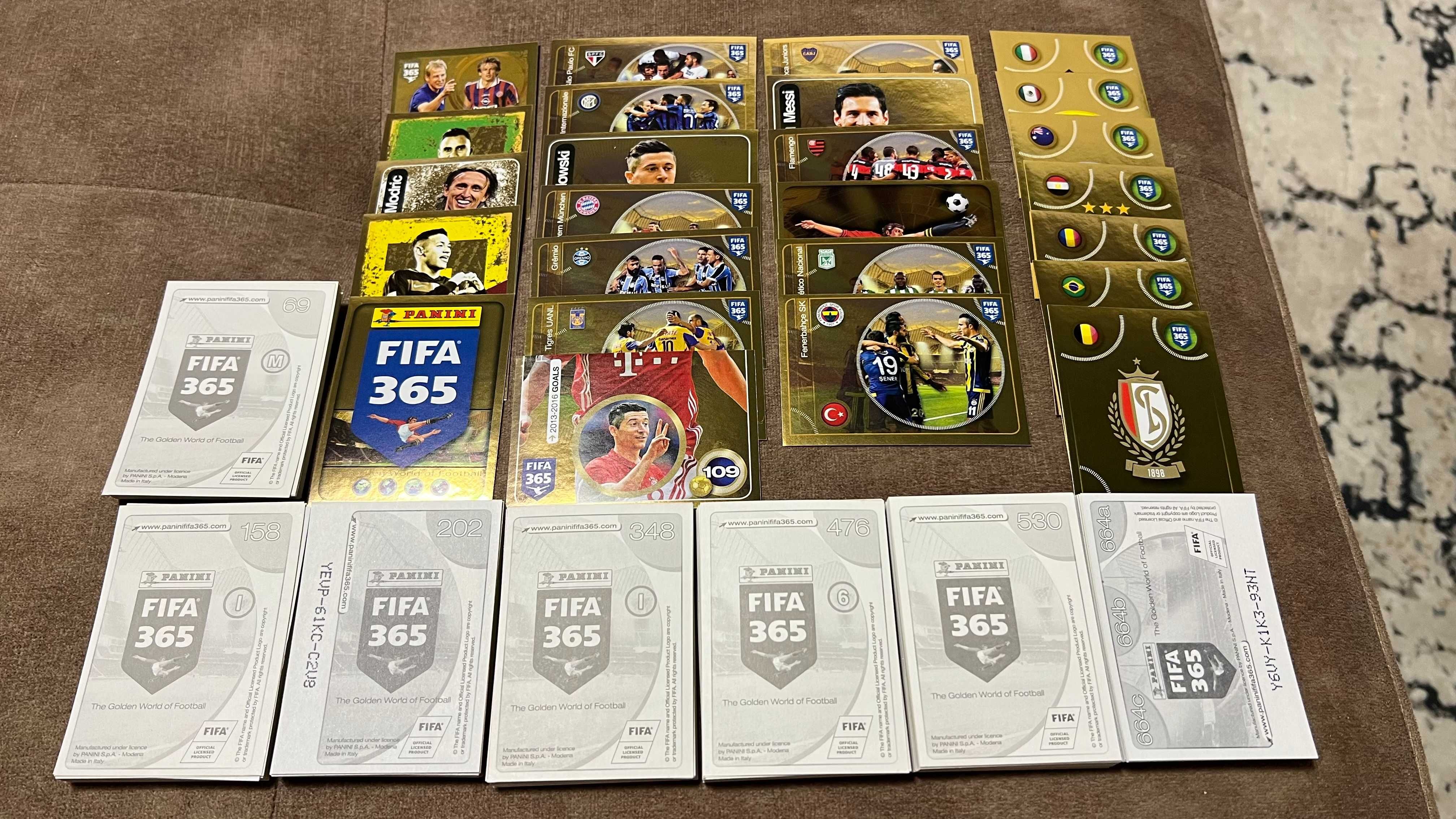 Стікери/наліпки Panini/Topps. 74 колекції 1994–2024. Перелік в описі