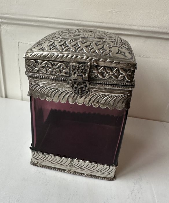 Caixa vintage, vidro e metal prateado