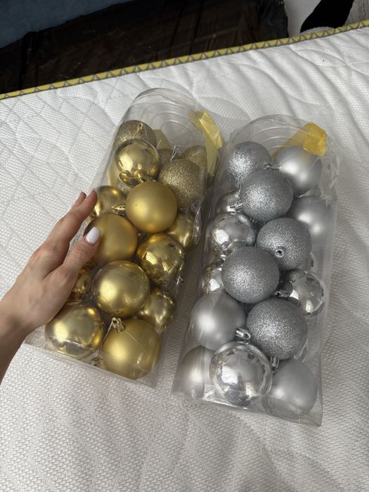 Іграшки на ялинку, набір