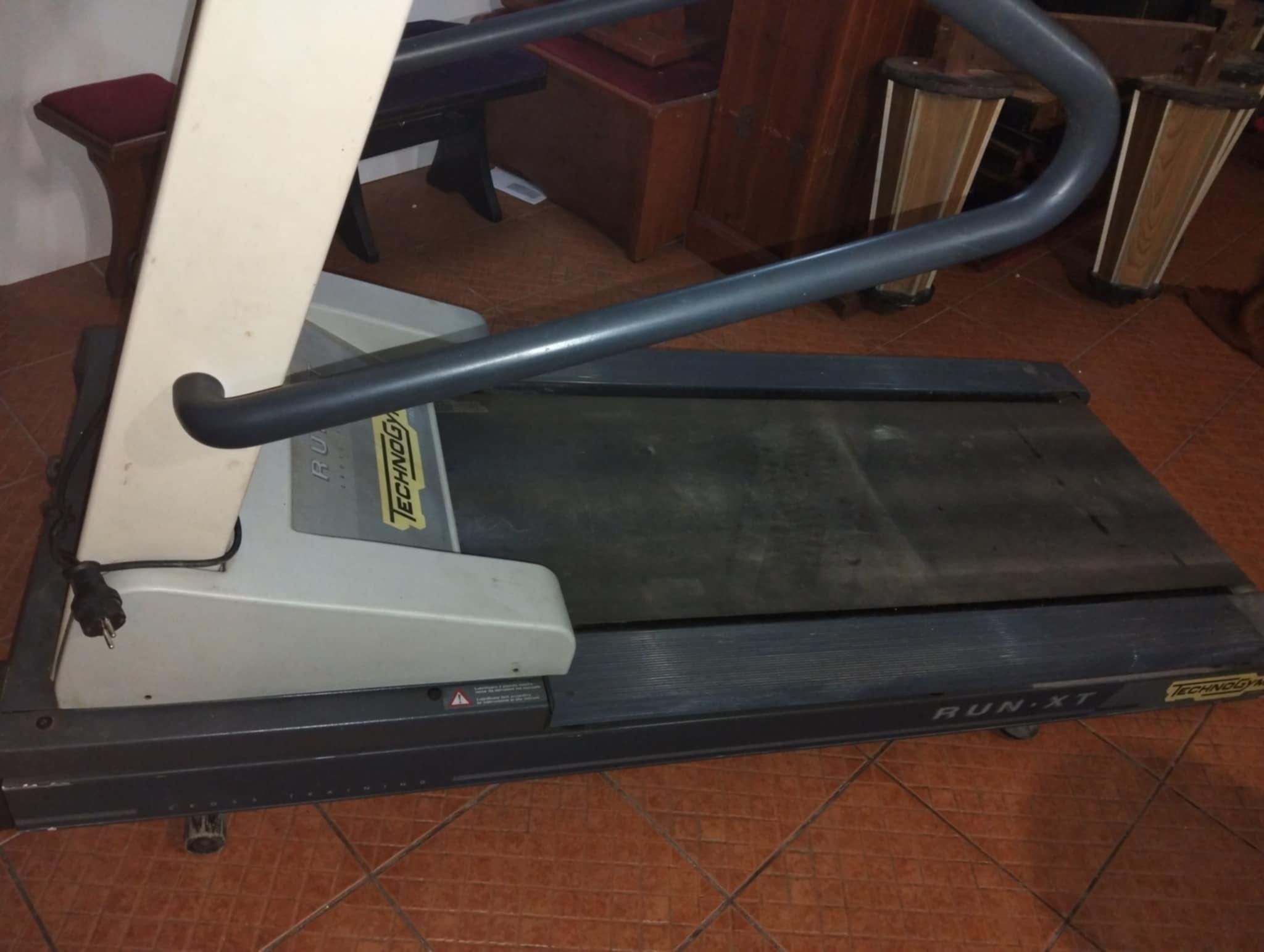Passadeira eléctrica TechoGmy Run XT