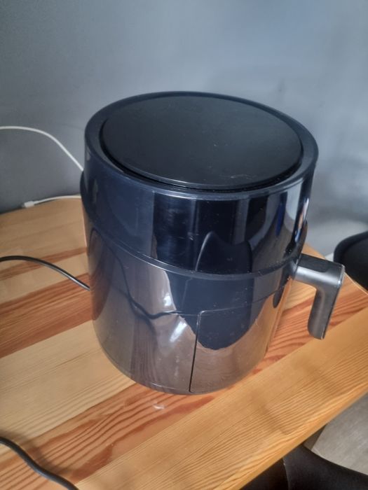 Мультипіч аерофритюрниця Liberton LAF-3200 на 4.5 літри