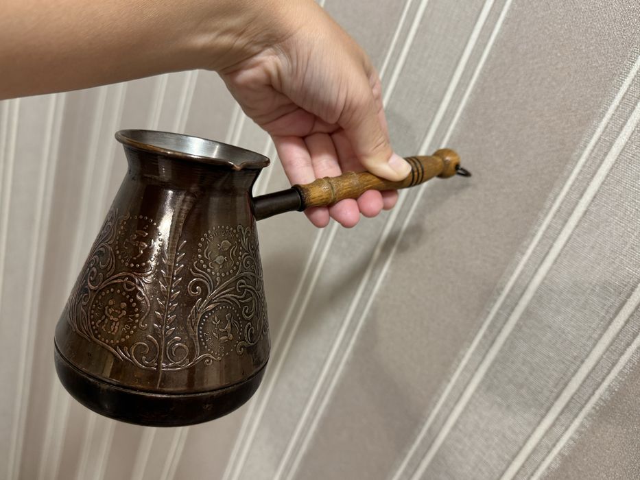 Джезва с деревянной ручкой, медная турка для кофе
