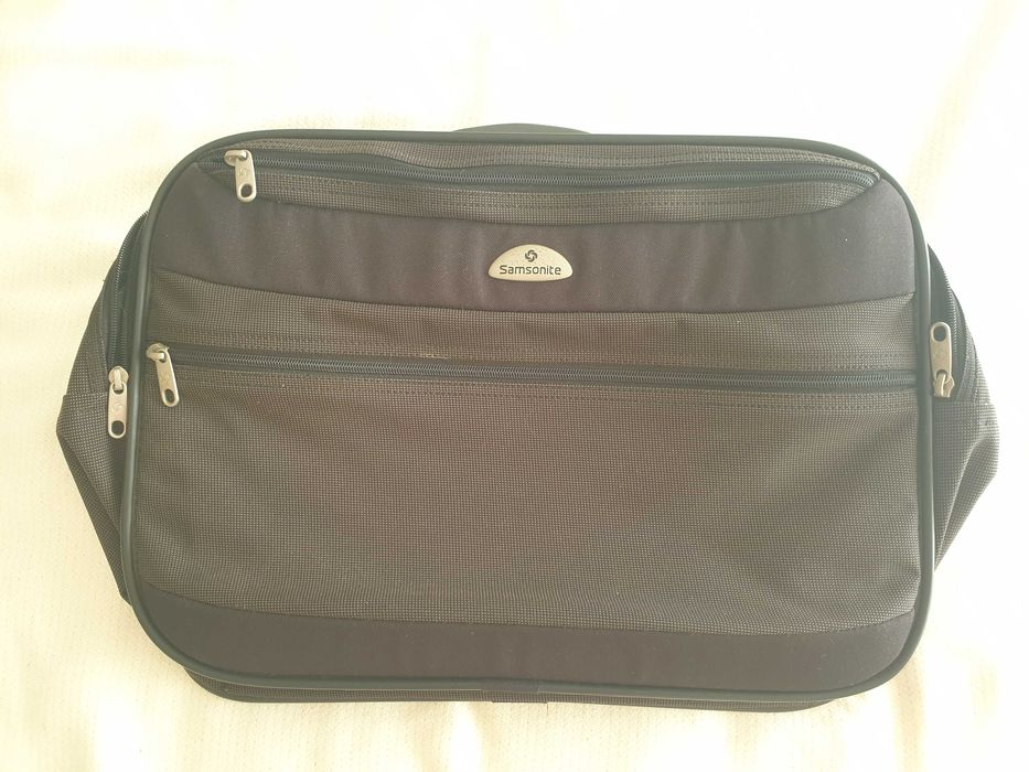 Mala de mão viagem da marca Samsonite